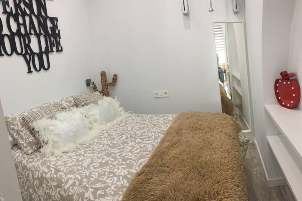 Apartamento De Diseno Centrico A 5 Min De Playa Alicante Luaran gambar