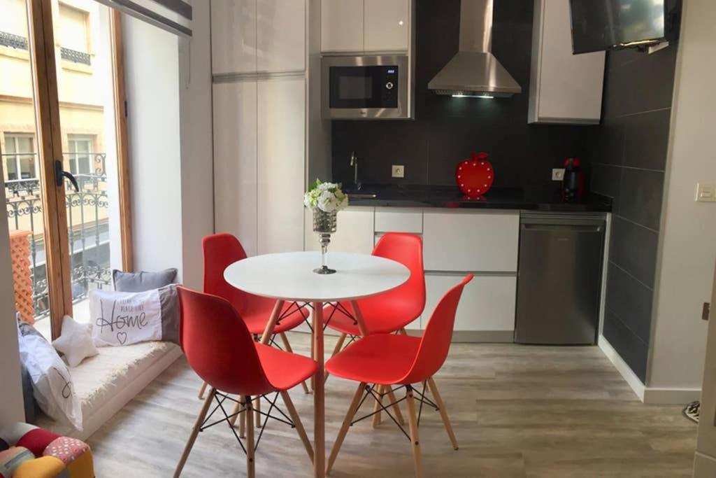 Apartamento De Diseno Centrico A 5 Min De Playa Alicante Luaran gambar