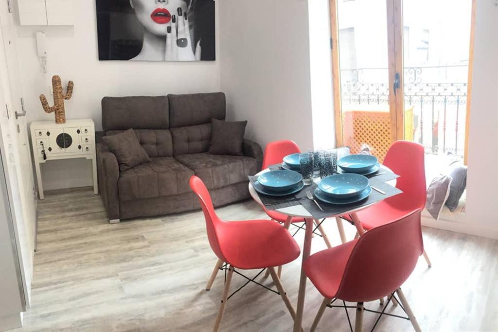 Apartamento De Diseno Centrico A 5 Min De Playa Alicante Luaran gambar