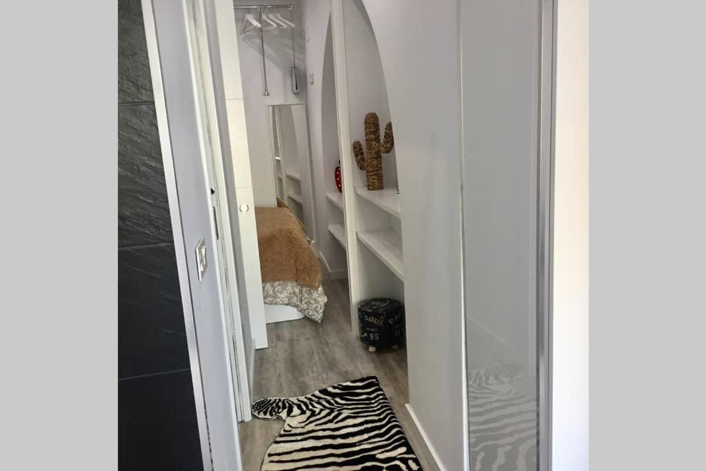 Apartamento De Diseno Centrico A 5 Min De Playa Alicante Luaran gambar