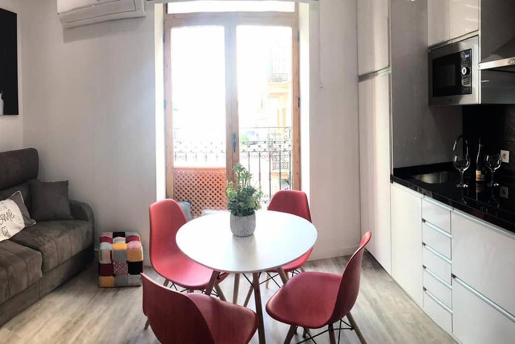 Apartamento De Diseno Centrico A 5 Min De Playa Alicante Luaran gambar